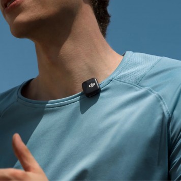 Беспроводной микрофон DJI MIC MINI (2 TX + 1 RX + Charging Case)-6